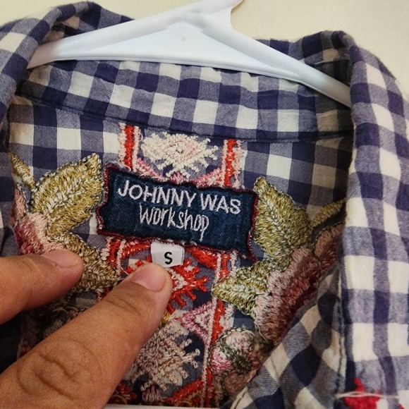 Johnny Was Workshop Gingham Plaid Embroidered Floral Button Down Top Rodeo Shirt - Picture 15 of 15